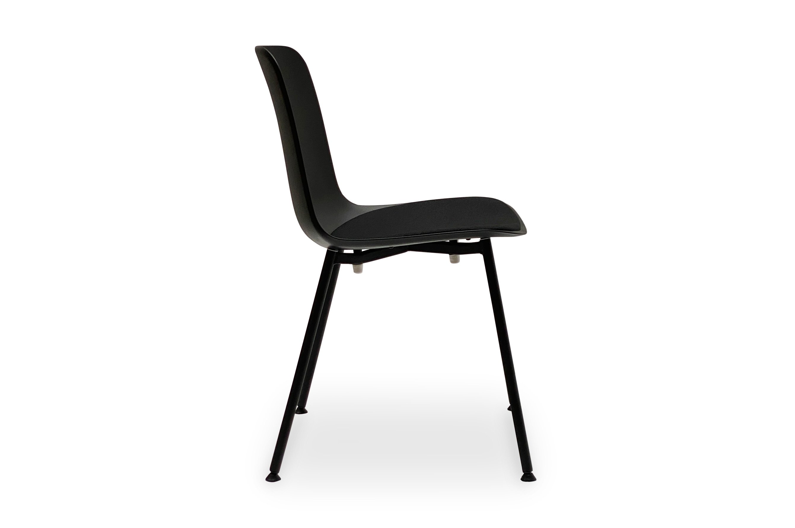 Leo Chair – Black / Black Cushion 3