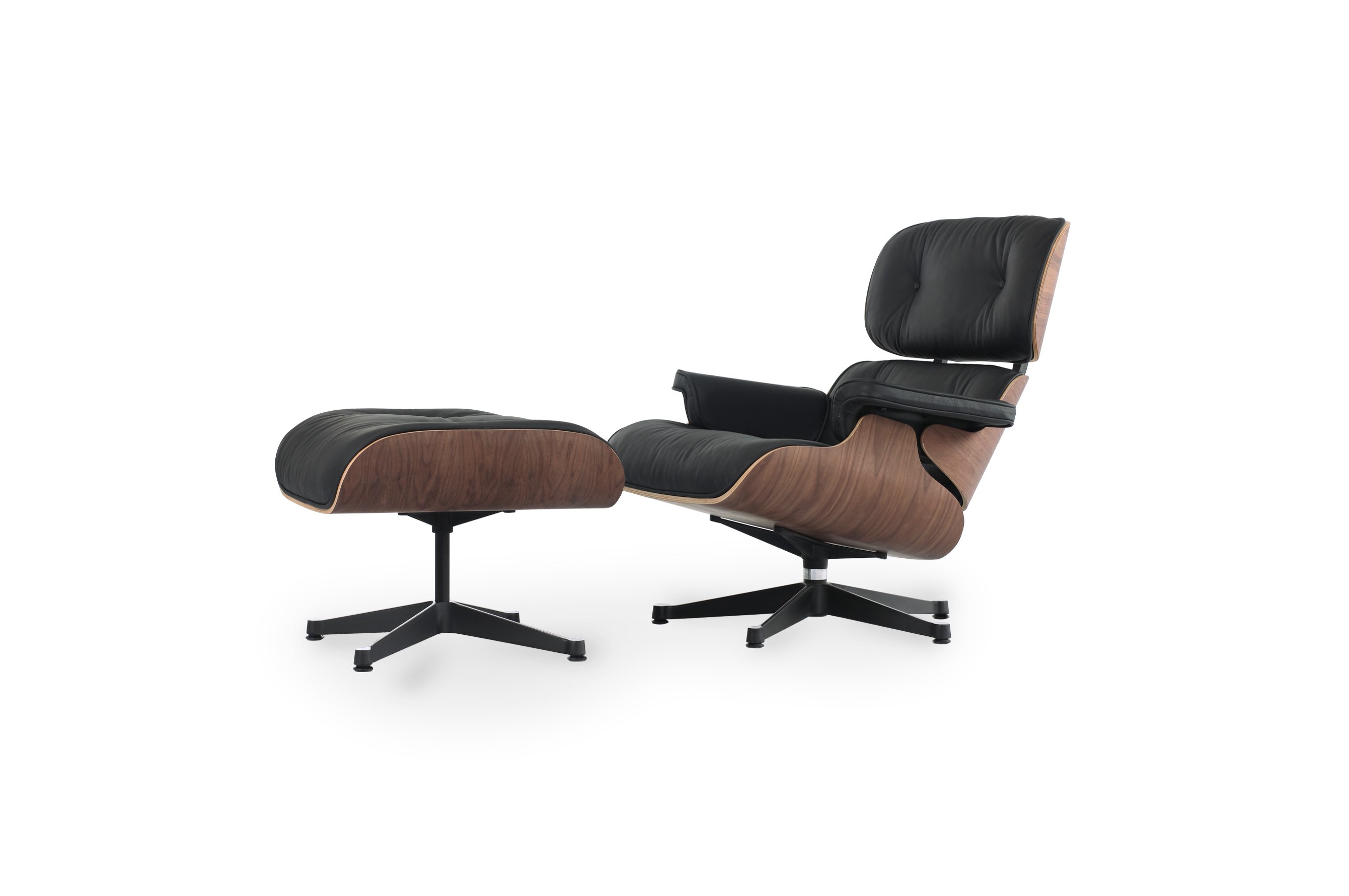 The Lounge Chair & Ottoman Premium – Black / Walnut 1