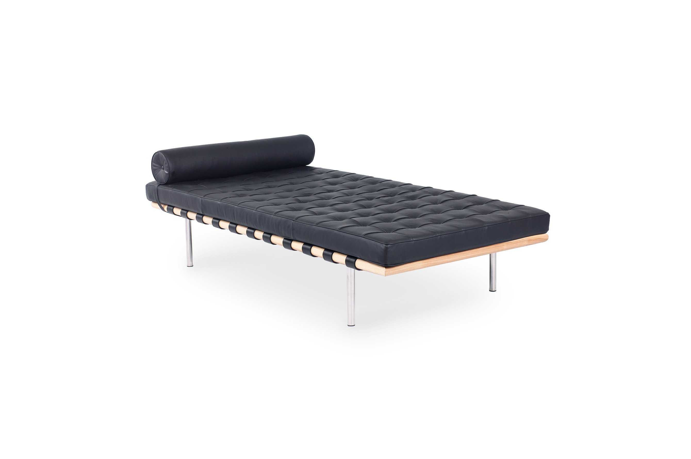 Replica Barcelona Day Bed – Black 1