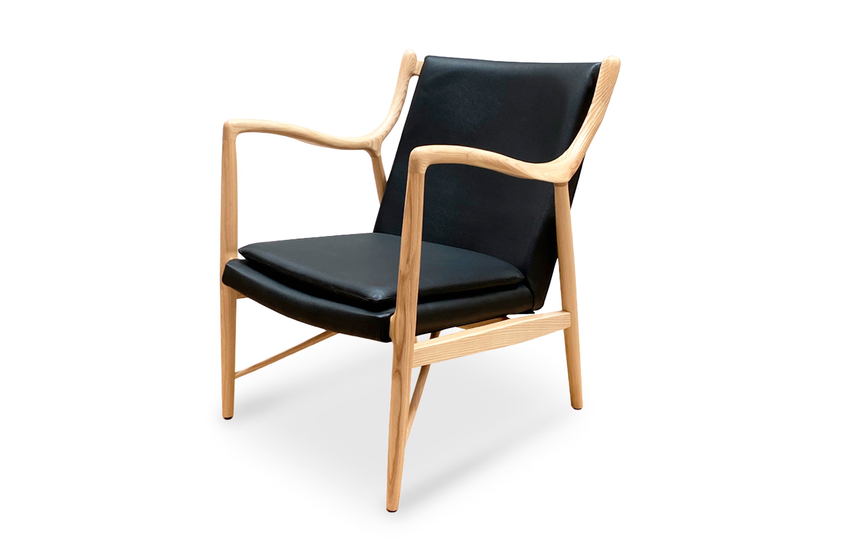 Odin Armchair – Leather Black / Ash Wood 2